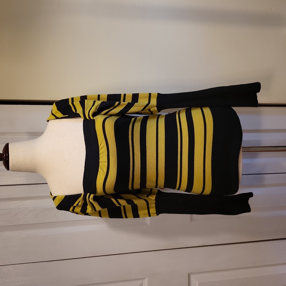 Arden B. Puff Sleeve Top